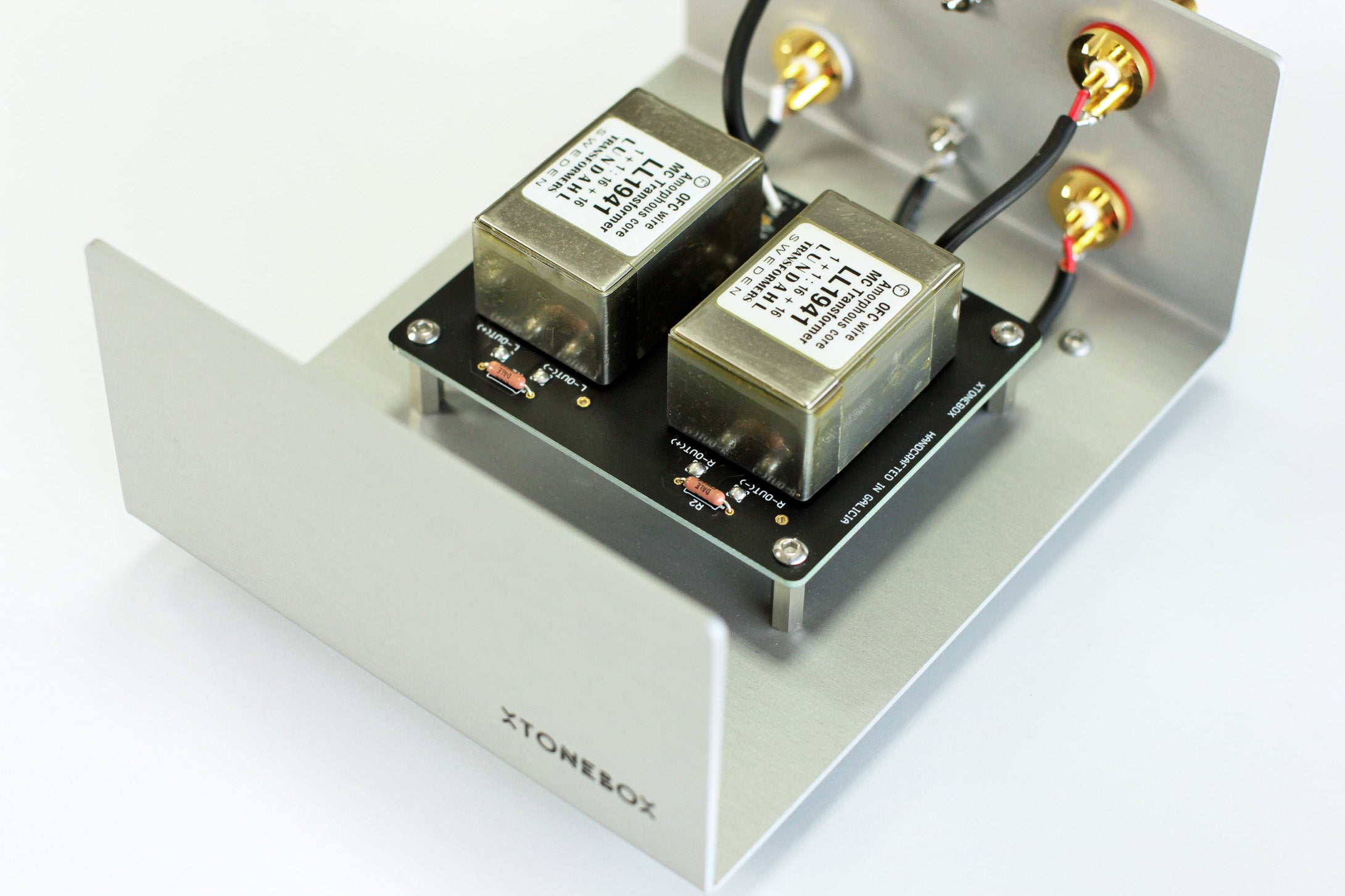 XTONEBOX 60SUT MC Step-Up Transformer – Lundahl Premium