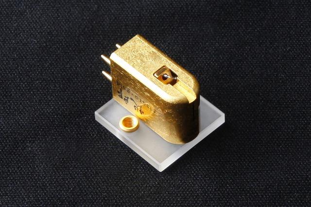 ETSURO-GOLD MC Pickup