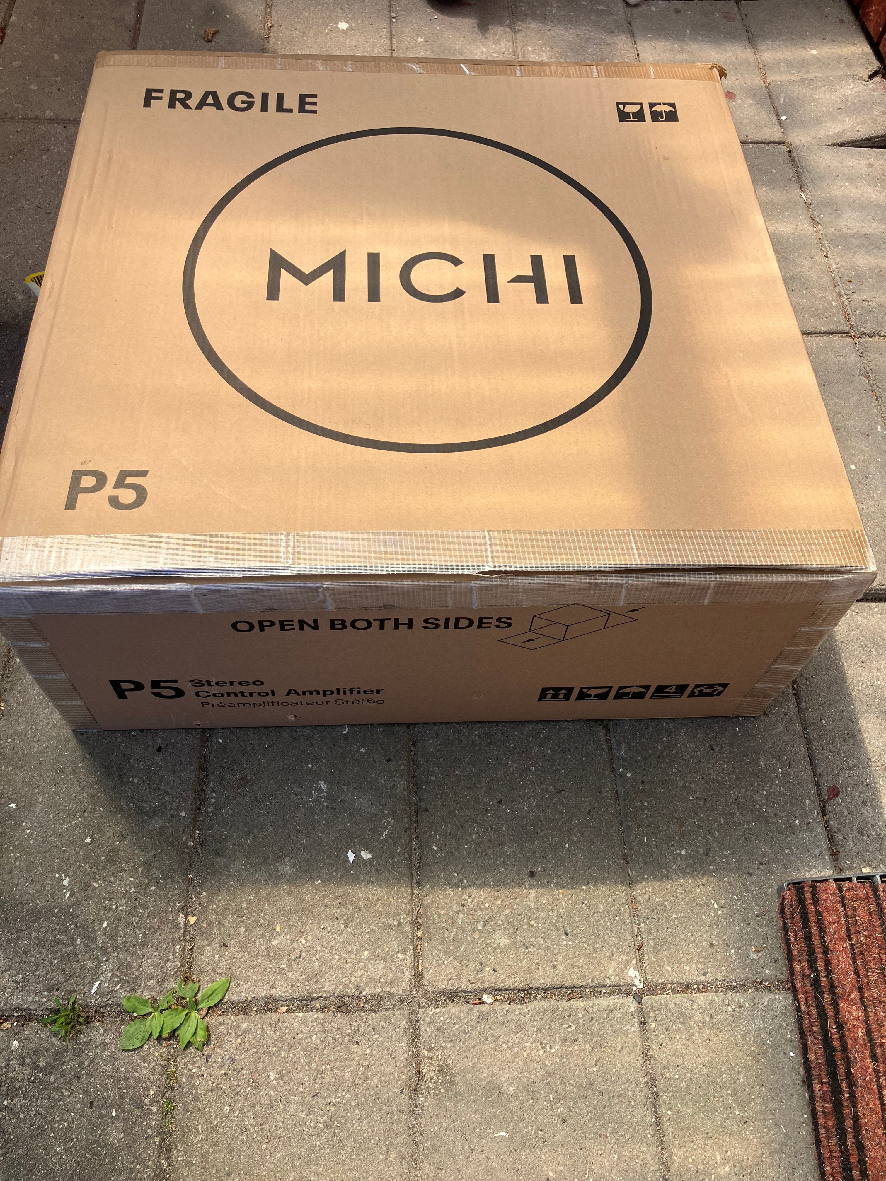 Rotel Michi P5 Forforstærker/DAC m/riaa - BRUGTSALG