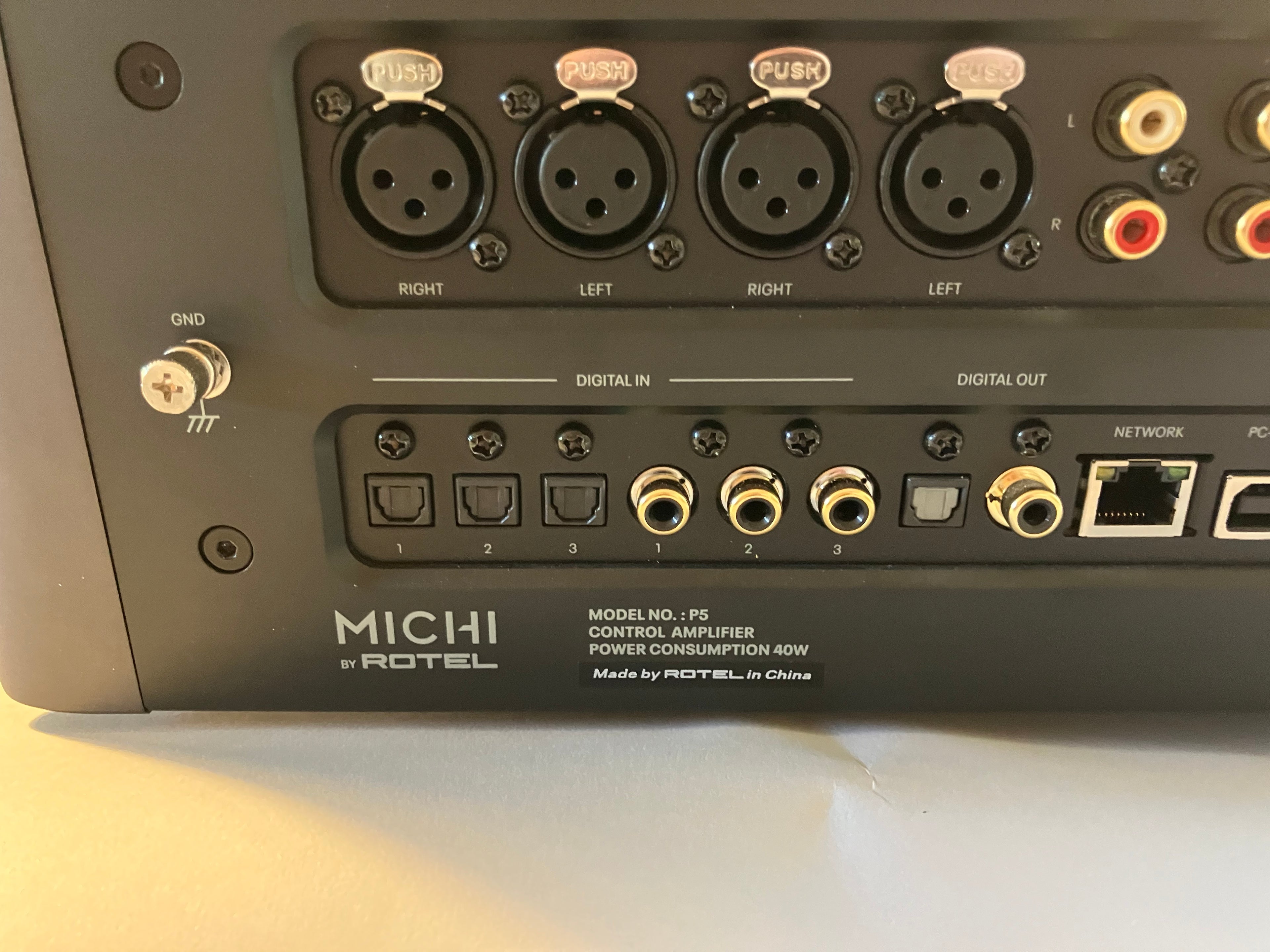 Rotel Michi P5 Forforstærker/DAC m/riaa - BRUGTSALG