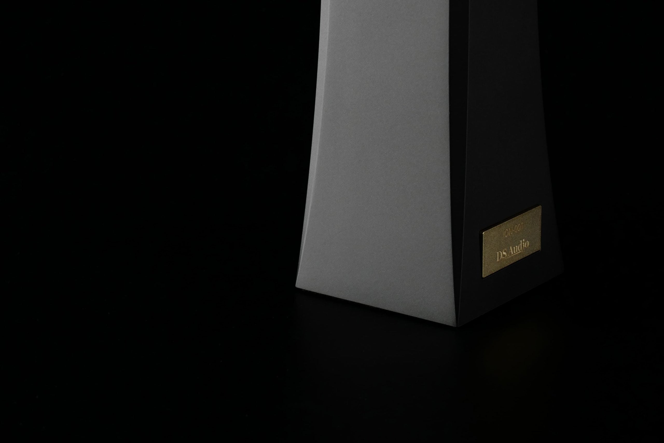 DS Audio ION-001 Vinyl Ionizer