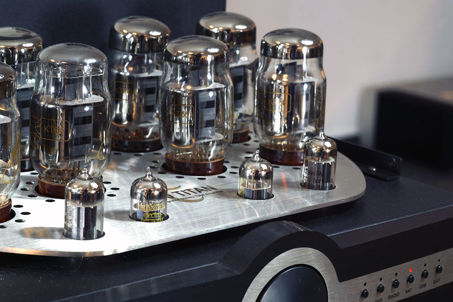 Synthesis Action A100Titan 100W Integreret Stereo Rørforstærker