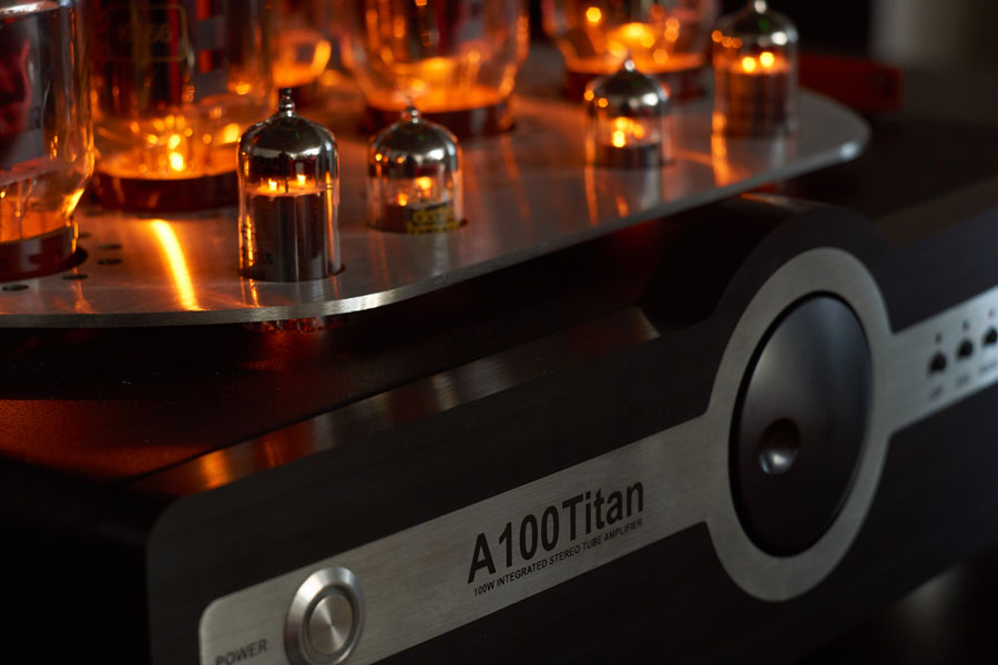Synthesis Action A100Titan 100W Integreret Stereo Rørforstærker