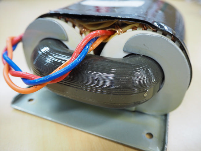 SPEC RSA-M99 Integreret forstærker