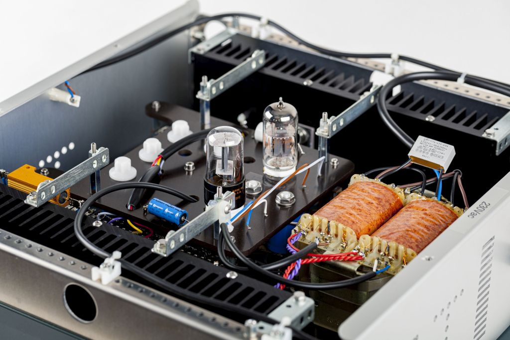 THÖRESS EHT MONO Single-Ended Hybrid Triode Power Amplifier