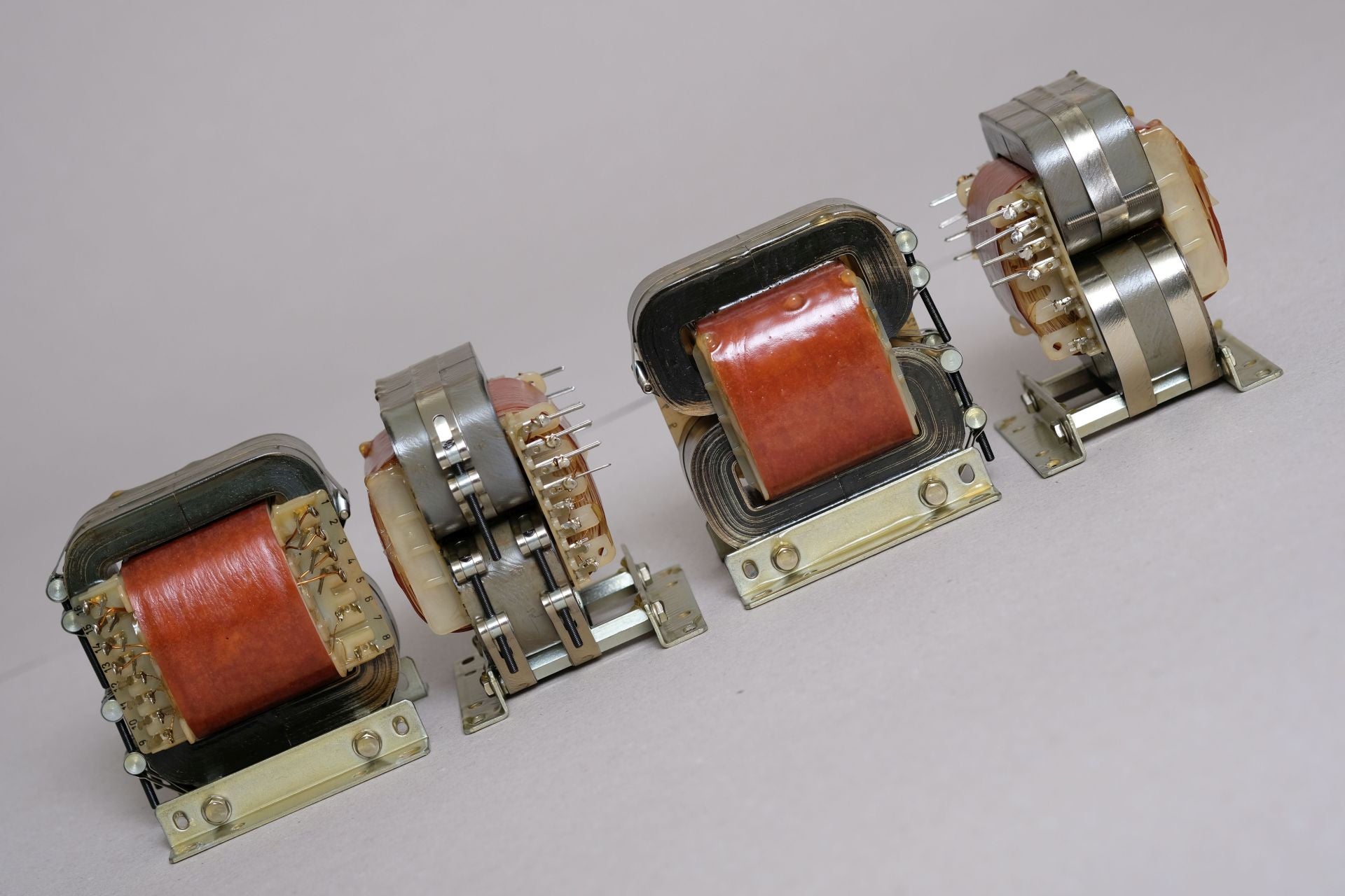 THÖRESS F2a11 - Single-Ended Triode Integreret forstærker