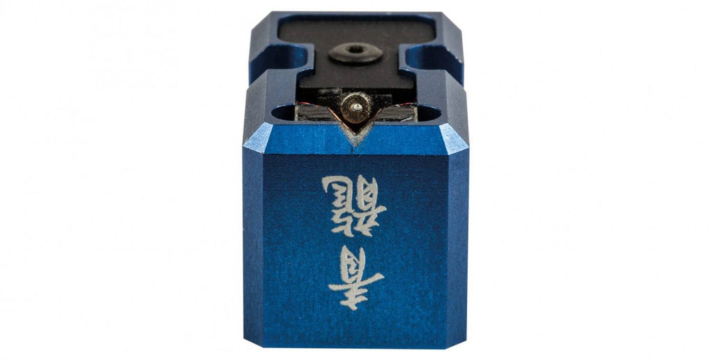 TopWing Seiryu Blue Dragon Pickup